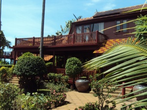 P5 Coconut Paradise Romantic Thai Style Teak Wood Beachside Villa