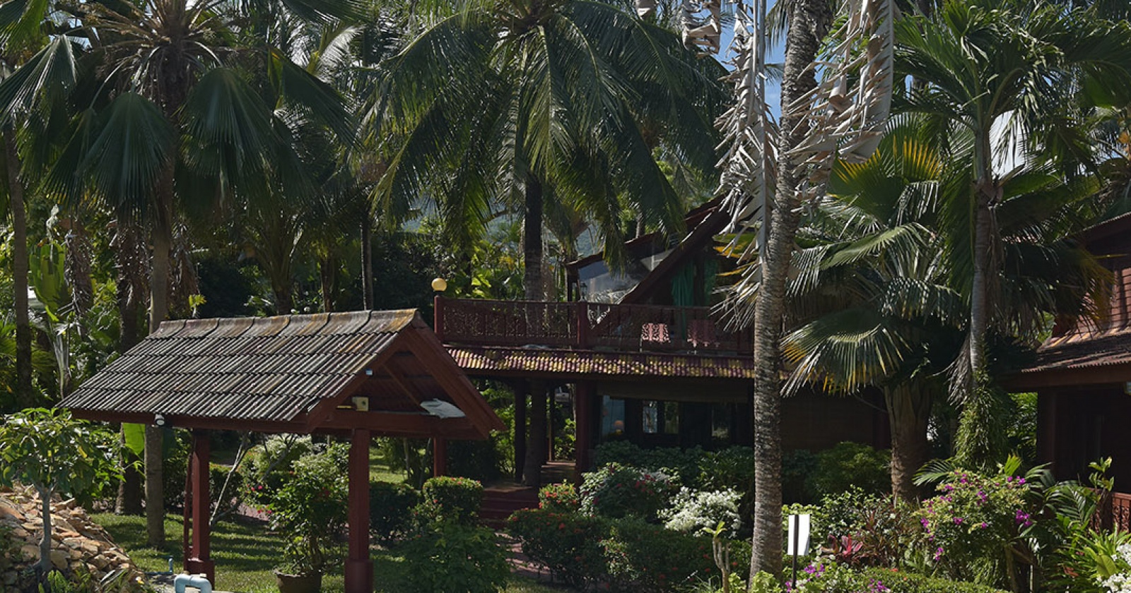 T6 Coconut Tropicana Thai Style Beachside Villa.